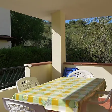 Iris Apartment