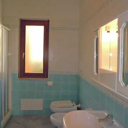 Iris Apartment