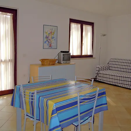 Apartament Iris *